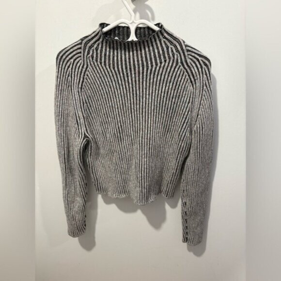 Lululemon Cotton-Cashmere Blend Mock-Neck Sweater - Picture 4 of 11